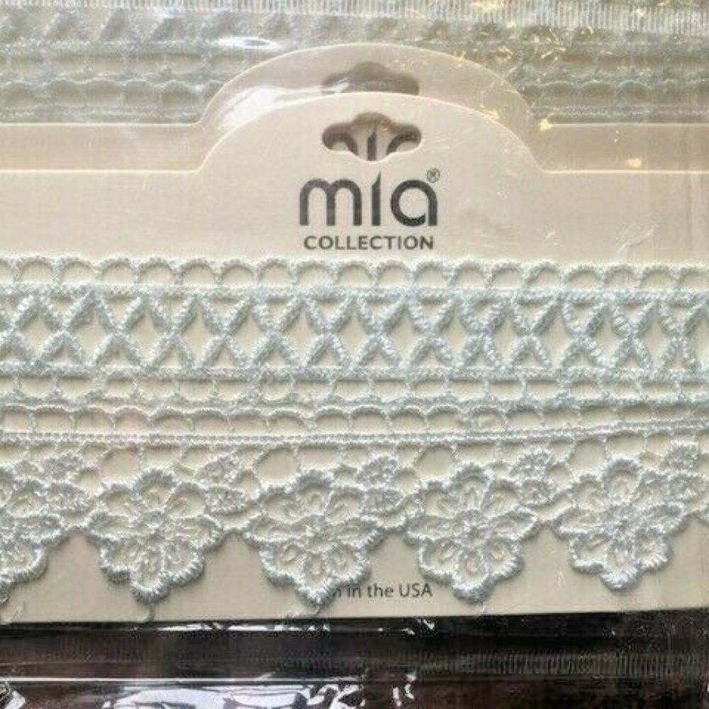 Beige Lace Choker Necklace (2 in 1 Pack)